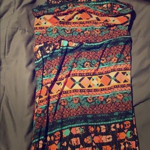 Patterned maxi-skirts